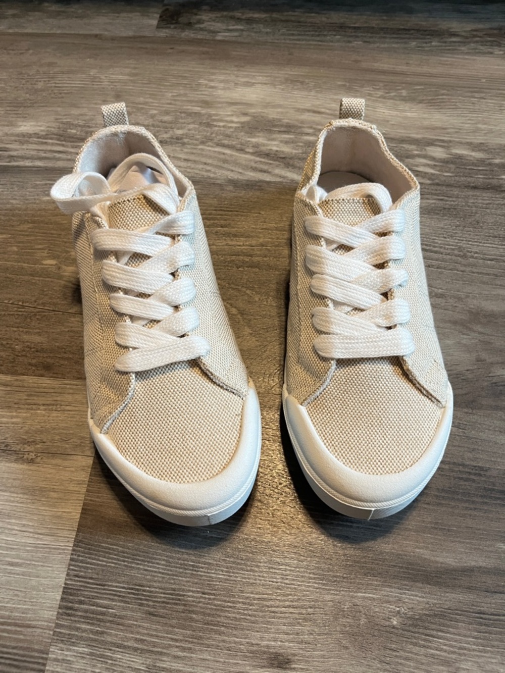 Sonoma Beige Canvas Lace-Up Sneakers
